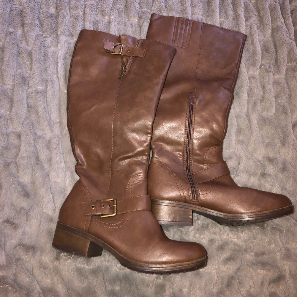 ⭐️Kohls Brown Tall boots, Size 9 1/2
